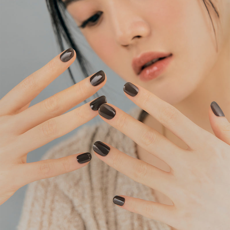[COLOUR RANGE] GLOW GEL NAIL – INK