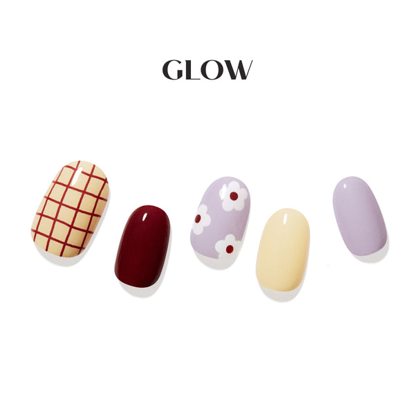 [LOVE ME] GLOW GEL NAIL – KITSCH MOOD