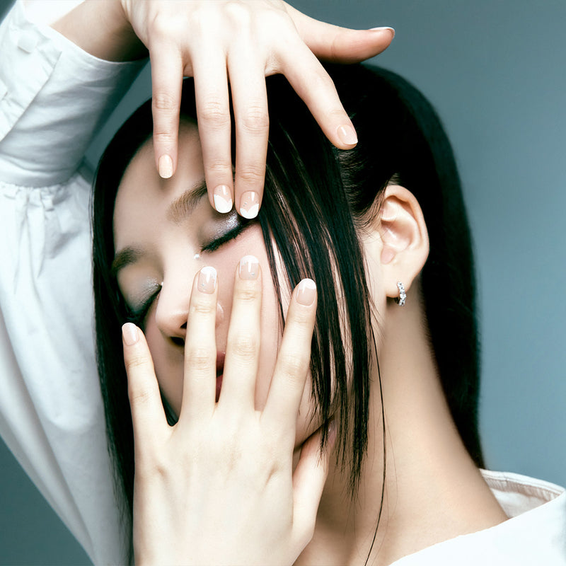 [MILKY WAY] GLOW GEL NAIL – MILKY WAY