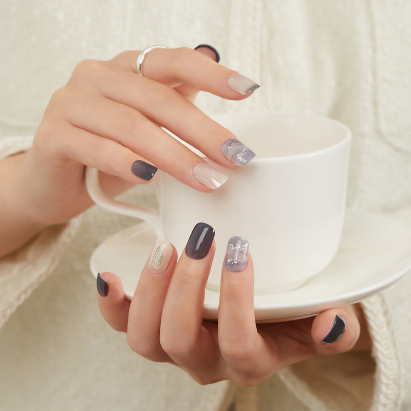 [MOON LIGHT] MAGIC PRESS NAIL - DEJA VU
