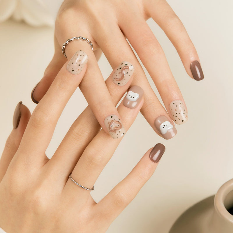 [CLOUDY BEAR] MAGIC PRESS NAIL - CHOCOLATE BEAR