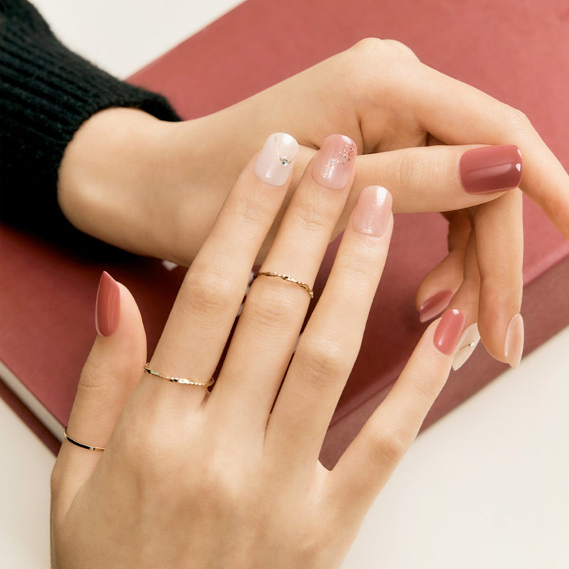 [MULBERRY] MAGIC PRESS NAIL - PEONY BLOSSOM