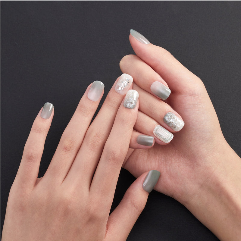 [CHRISTMAS NIGHT] MAGIC PRESS NAIL - ASH GREEN