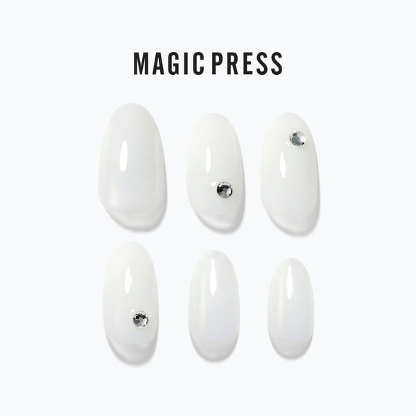 [SPOTLIGHT] MAGIC PRESS NAIL - CLEAR WHITE