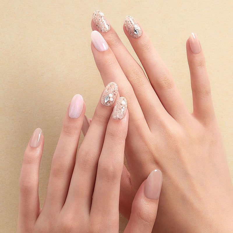 [LOVE MOMENT] MAGIC PRESS NAIL - BLINK PEARL